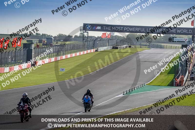 donington no limits trackday;donington park photographs;donington trackday photographs;no limits trackdays;peter wileman photography;trackday digital images;trackday photos